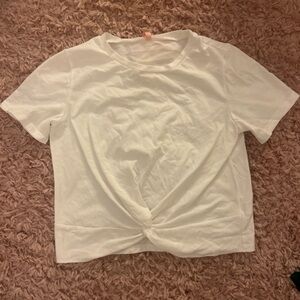 Chic White Knotted Short Sleeve Tee